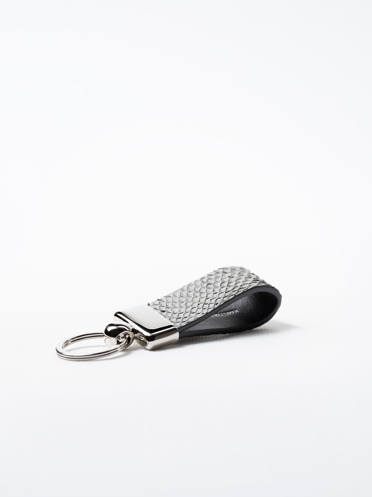 Gray salmon leather key ring with silver-plated hardware