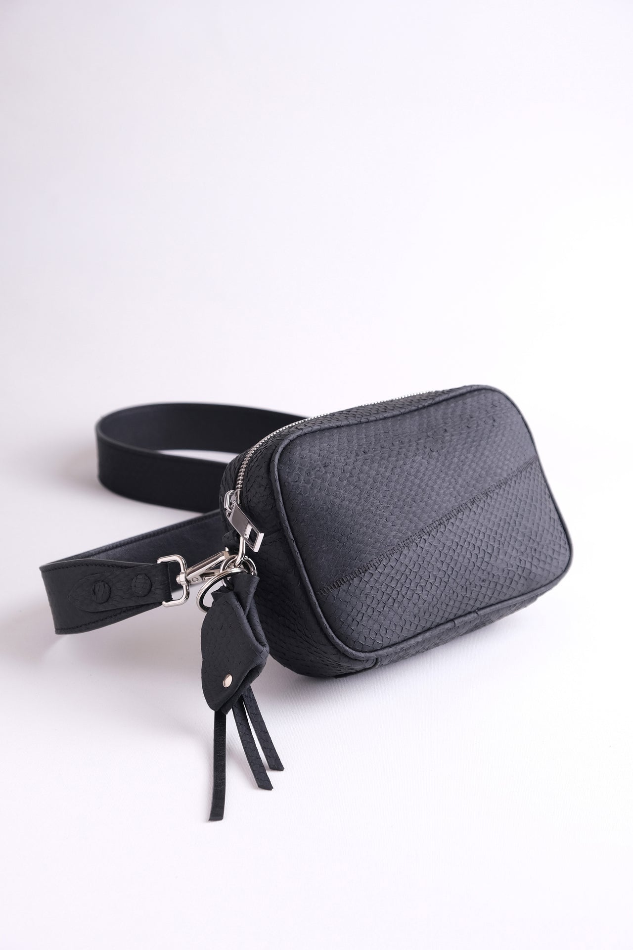 Kolga camera bag
